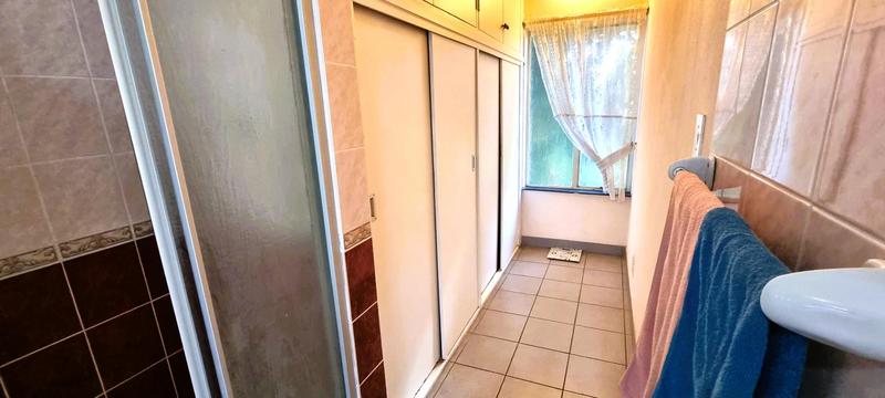 4 Bedroom Property for Sale in Eldoraigne Gauteng