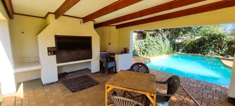 4 Bedroom Property for Sale in Eldoraigne Gauteng