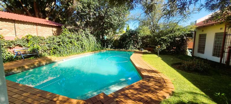 4 Bedroom Property for Sale in Eldoraigne Gauteng