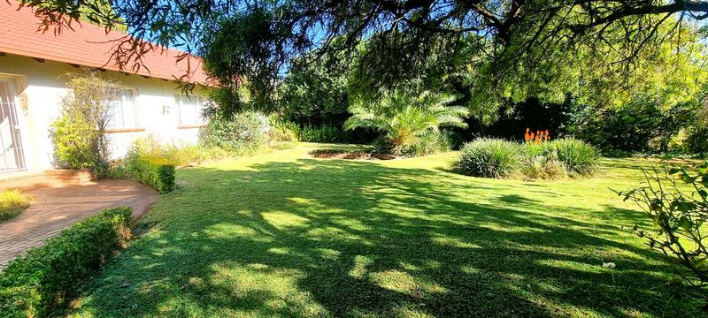 4 Bedroom Property for Sale in Eldoraigne Gauteng