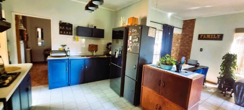 3 Bedroom Property for Sale in Rooihuiskraal Gauteng