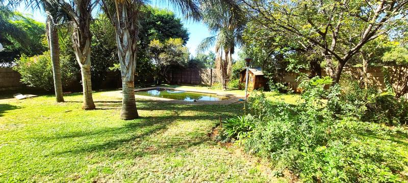 3 Bedroom Property for Sale in Rooihuiskraal Gauteng