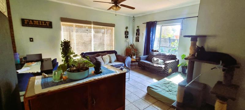 3 Bedroom Property for Sale in Rooihuiskraal Gauteng