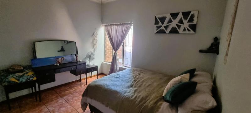 3 Bedroom Property for Sale in Rooihuiskraal Gauteng