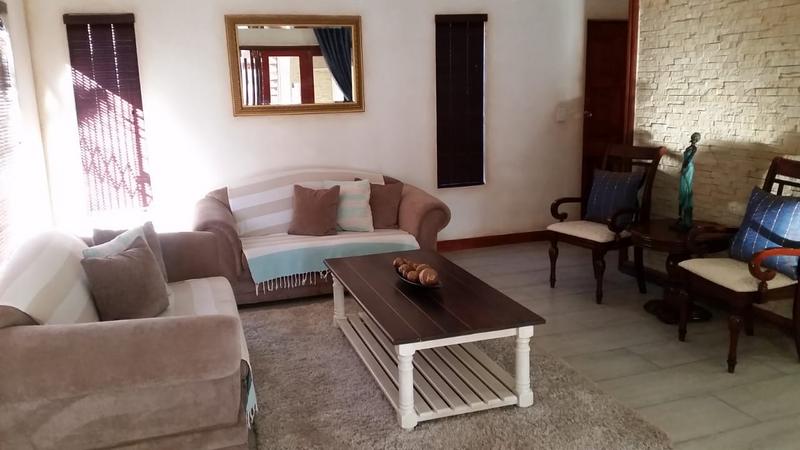 5 Bedroom Property for Sale in Rooihuiskraal North Gauteng
