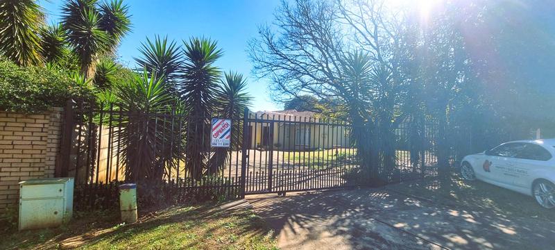 4 Bedroom Property for Sale in Wierda Park Gauteng
