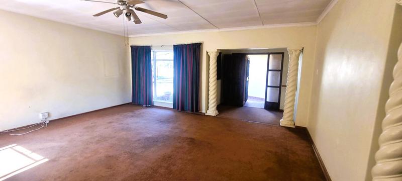 4 Bedroom Property for Sale in Wierda Park Gauteng