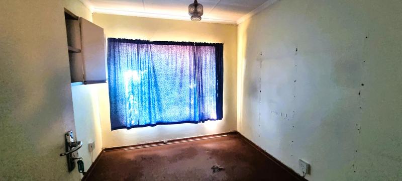4 Bedroom Property for Sale in Wierda Park Gauteng