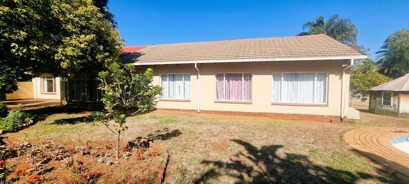 4 Bedroom Property for Sale in Wierda Park Gauteng