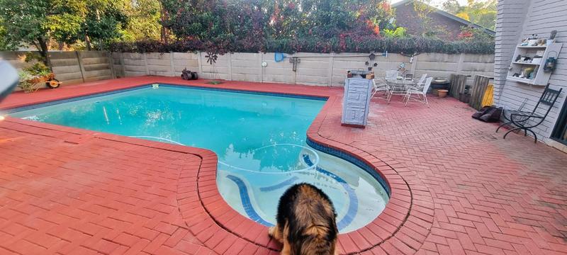 5 Bedroom Property for Sale in Valhalla Gauteng