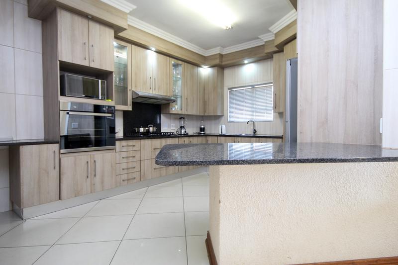 3 Bedroom Property for Sale in Thatchfield Gauteng