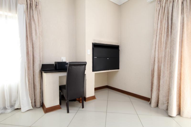 3 Bedroom Property for Sale in Thatchfield Gauteng