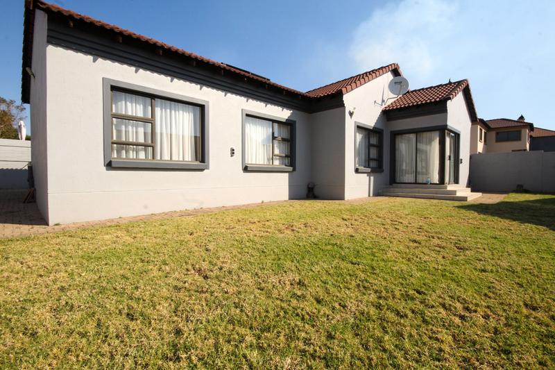 3 Bedroom Property for Sale in Thatchfield Gauteng