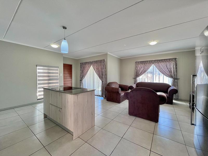 To Let 3 Bedroom Property for Rent in Amberfield Gauteng