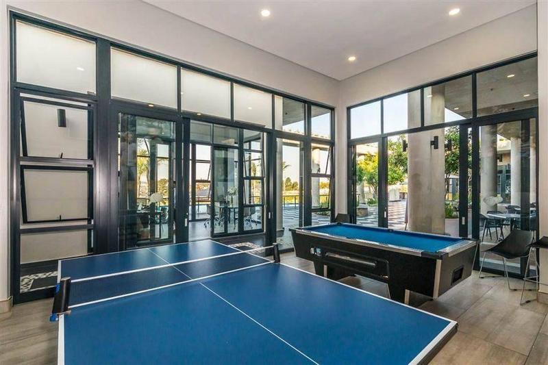 To Let 2 Bedroom Property for Rent in Waterfall Gauteng