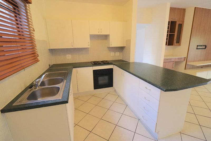 To Let 2 Bedroom Property for Rent in Northwold Gauteng