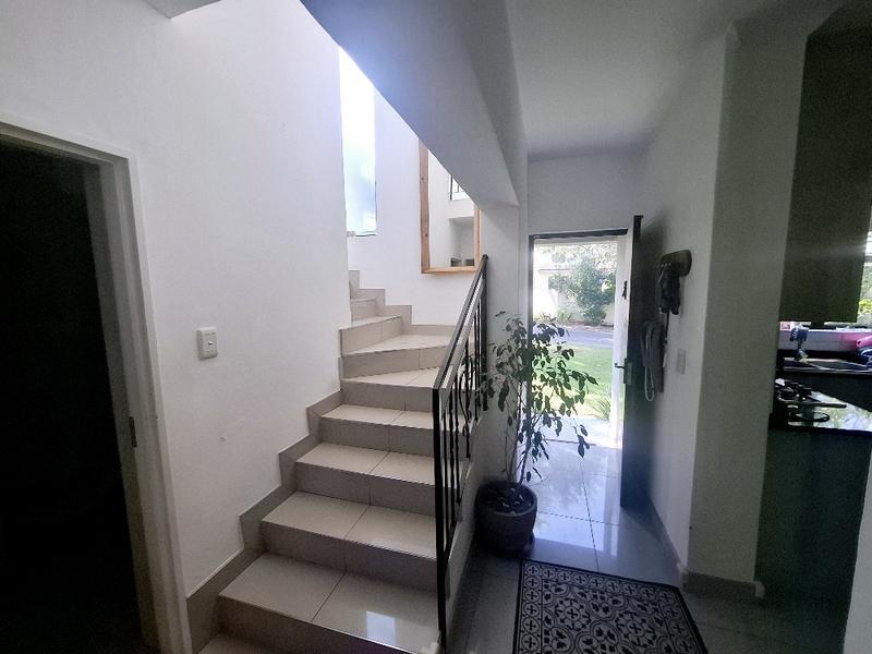 To Let 3 Bedroom Property for Rent in Douglasdale Gauteng