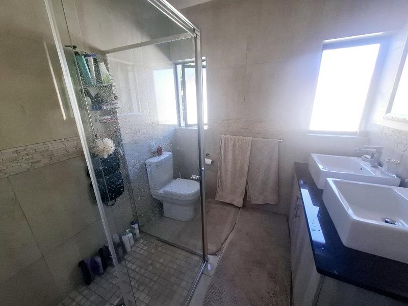 To Let 3 Bedroom Property for Rent in Douglasdale Gauteng