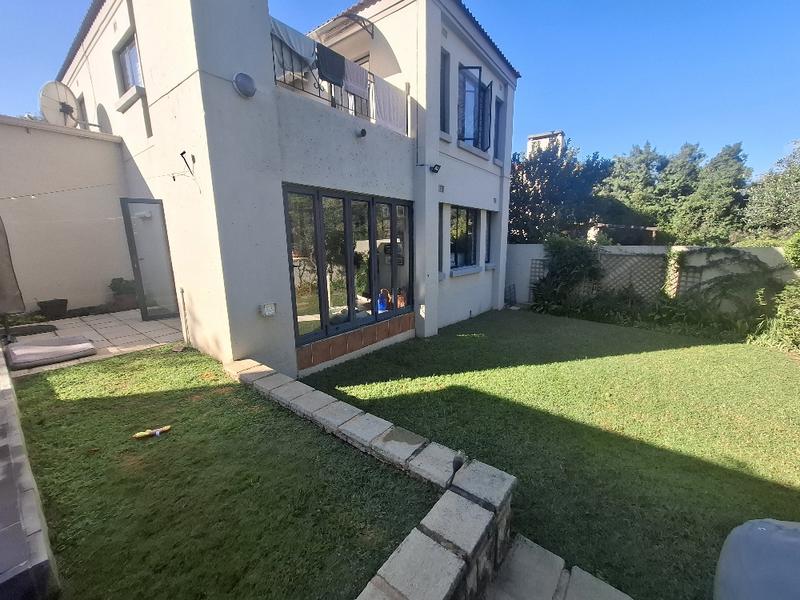 To Let 3 Bedroom Property for Rent in Douglasdale Gauteng