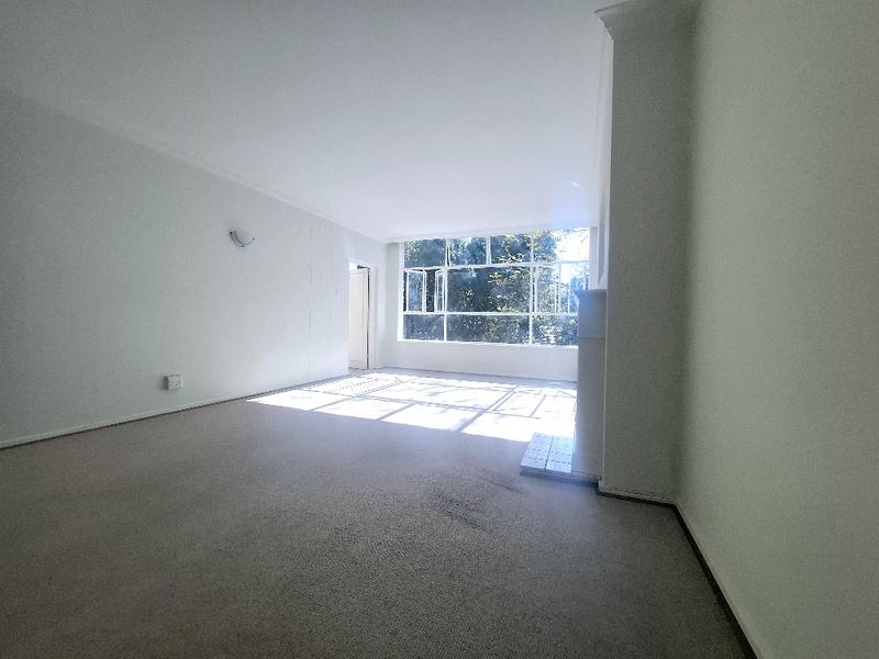 To Let 3 Bedroom Property for Rent in Sandown Gauteng