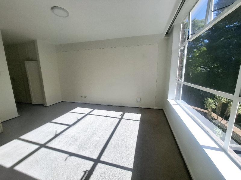 To Let 3 Bedroom Property for Rent in Sandown Gauteng