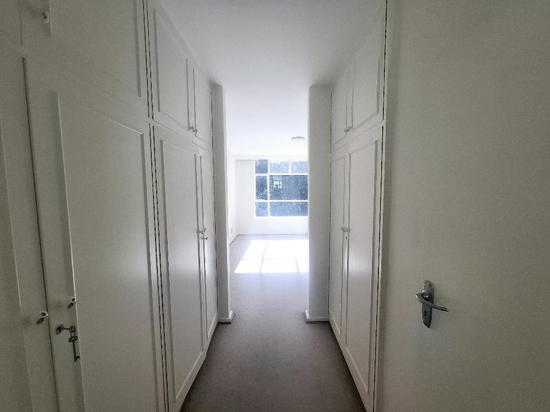To Let 3 Bedroom Property for Rent in Sandown Gauteng