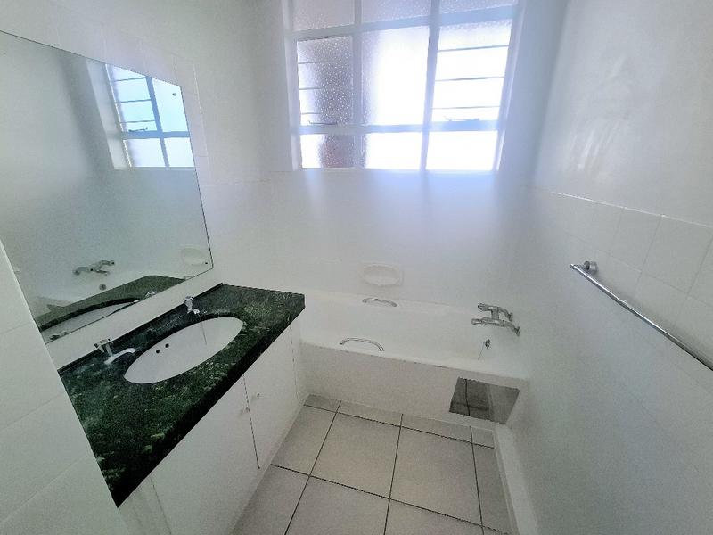 To Let 3 Bedroom Property for Rent in Sandown Gauteng