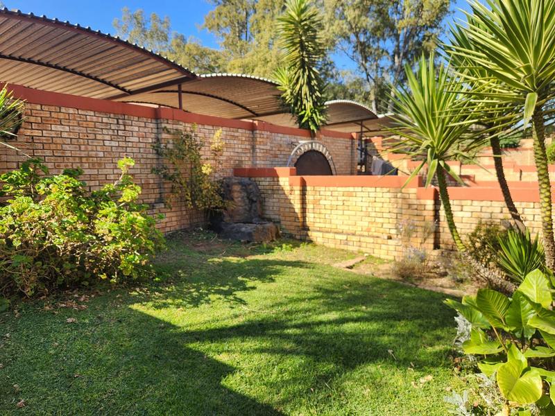 To Let 2 Bedroom Property for Rent in Wilgeheuwel Gauteng