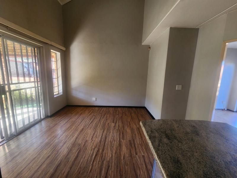 To Let 2 Bedroom Property for Rent in Wilgeheuwel Gauteng