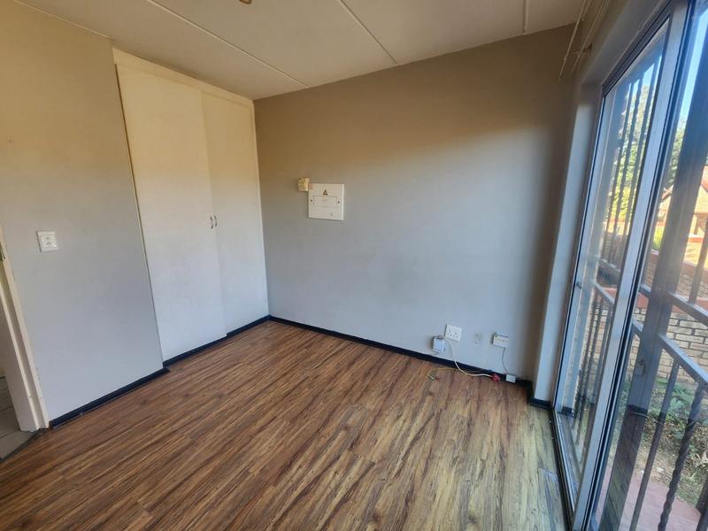 To Let 2 Bedroom Property for Rent in Wilgeheuwel Gauteng