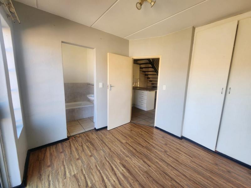 To Let 2 Bedroom Property for Rent in Wilgeheuwel Gauteng