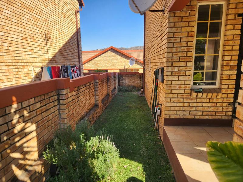 To Let 2 Bedroom Property for Rent in Wilgeheuwel Gauteng