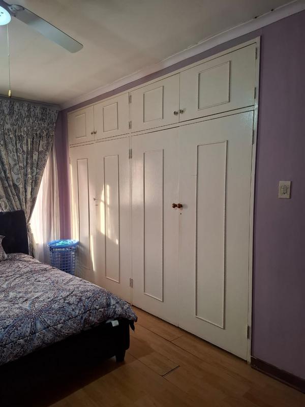 To Let 4 Bedroom Property for Rent in Waterkloof Ridge Gauteng