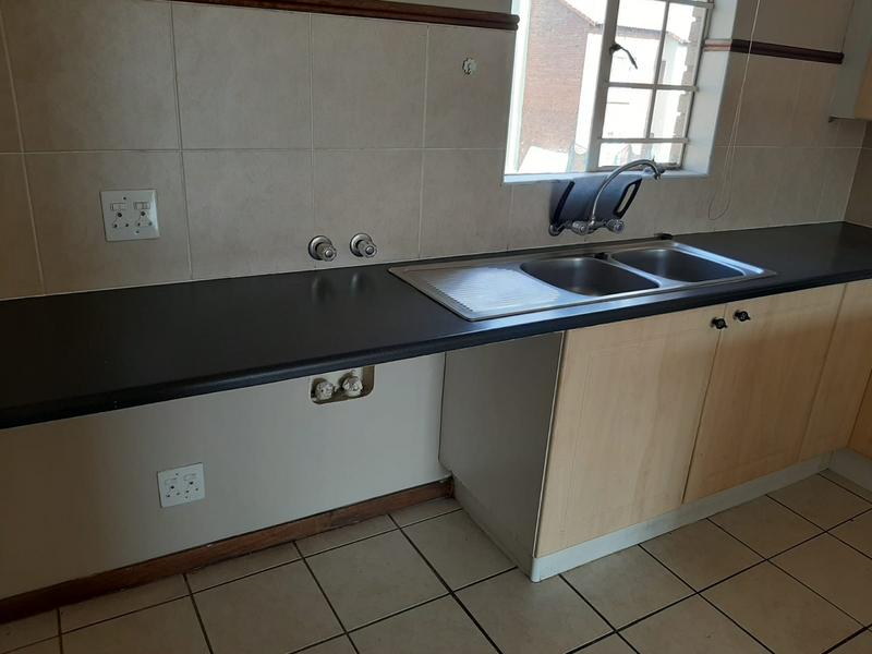 To Let 2 Bedroom Property for Rent in Mooikloof Ridge Gauteng