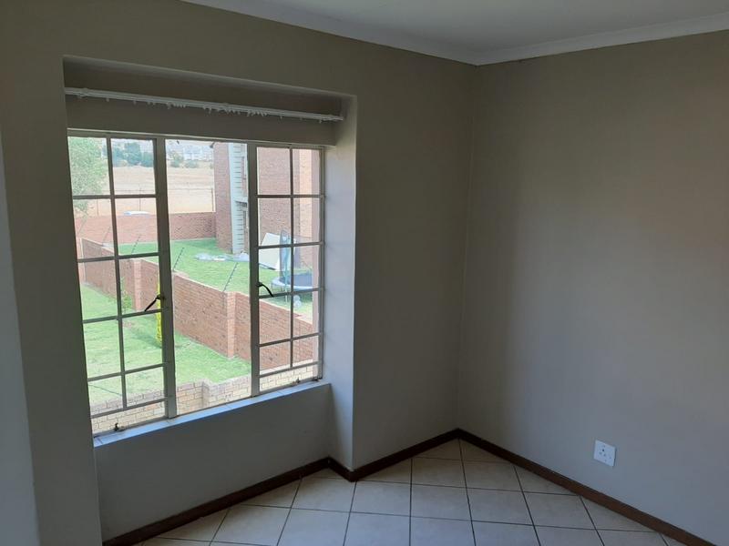 To Let 2 Bedroom Property for Rent in Mooikloof Ridge Gauteng