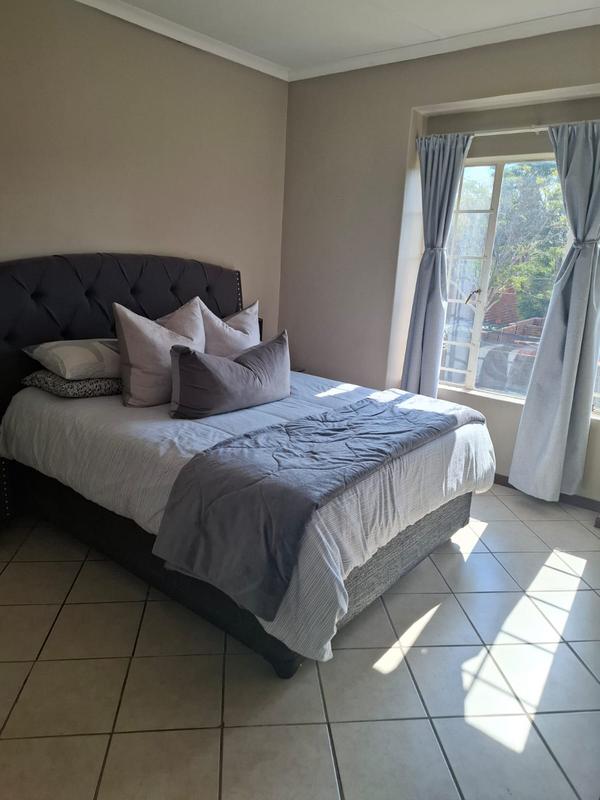 To Let 2 Bedroom Property for Rent in Mooikloof Ridge Gauteng