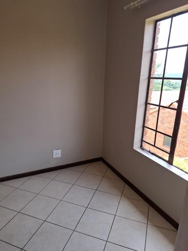 To Let 2 Bedroom Property for Rent in Mooikloof Ridge Gauteng