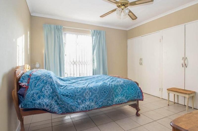 2 Bedroom Property for Sale in Hennopspark Gauteng