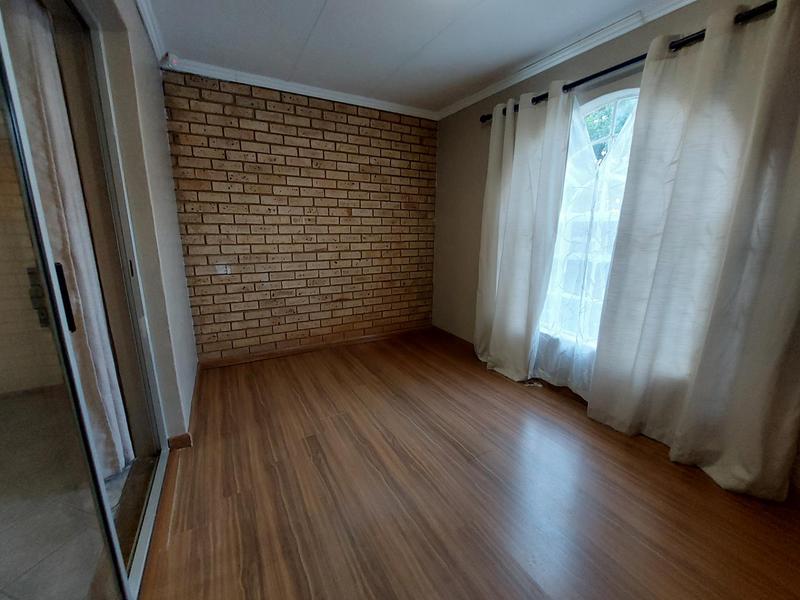3 Bedroom Property for Sale in Annlin Gauteng