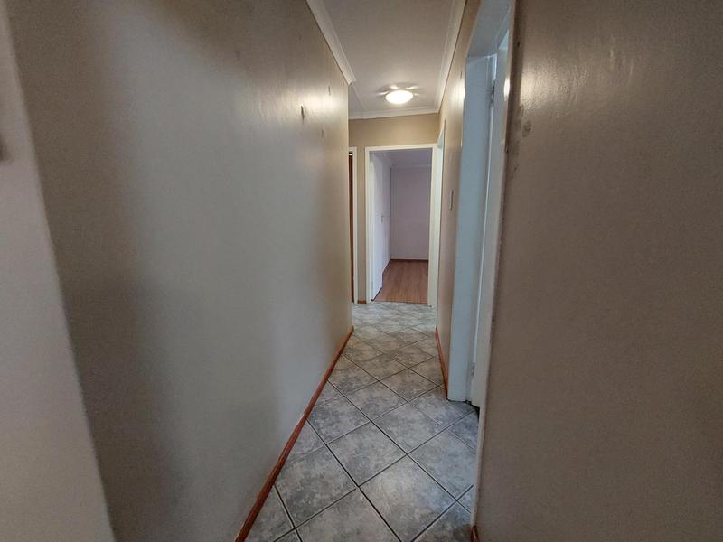 3 Bedroom Property for Sale in Annlin Gauteng