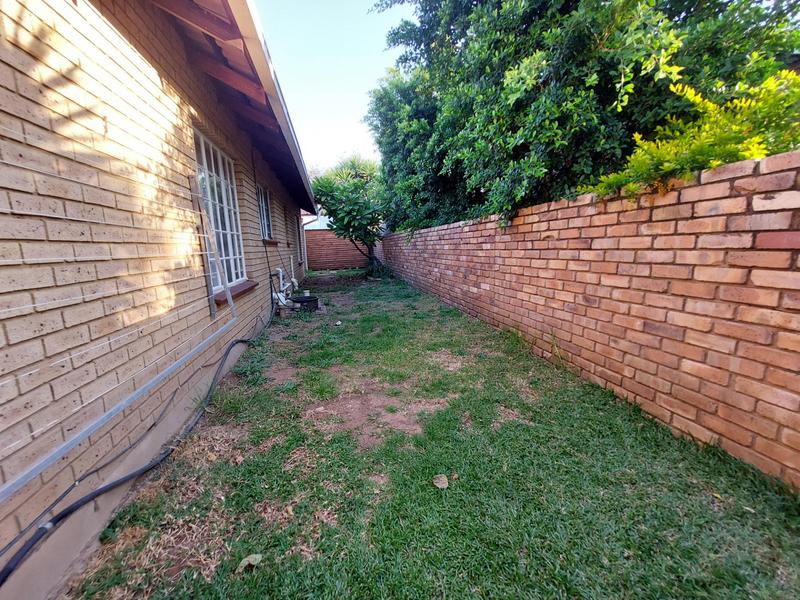 3 Bedroom Property for Sale in Annlin Gauteng