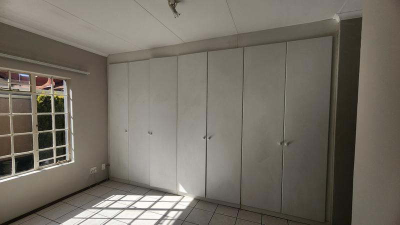 2 Bedroom Property for Sale in Montana Gauteng