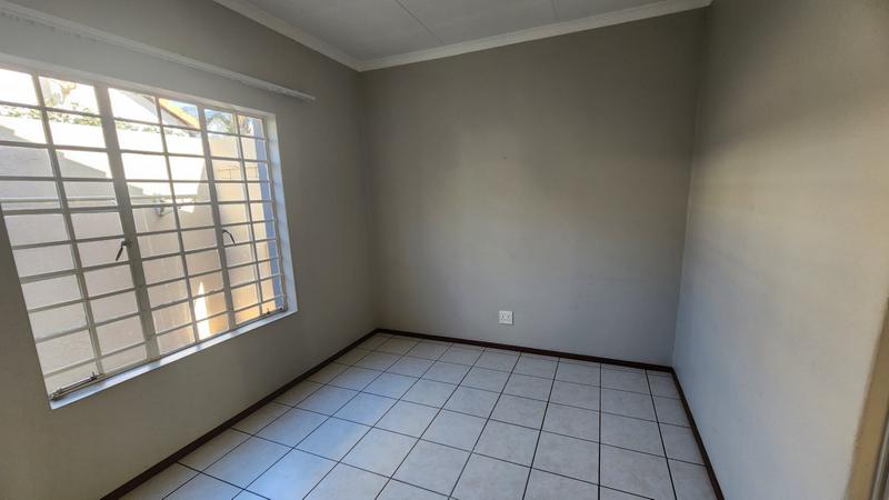 2 Bedroom Property for Sale in Montana Gauteng