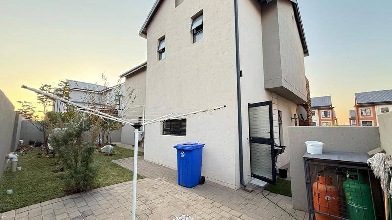 4 Bedroom Property for Sale in Golden Fields Estate Gauteng