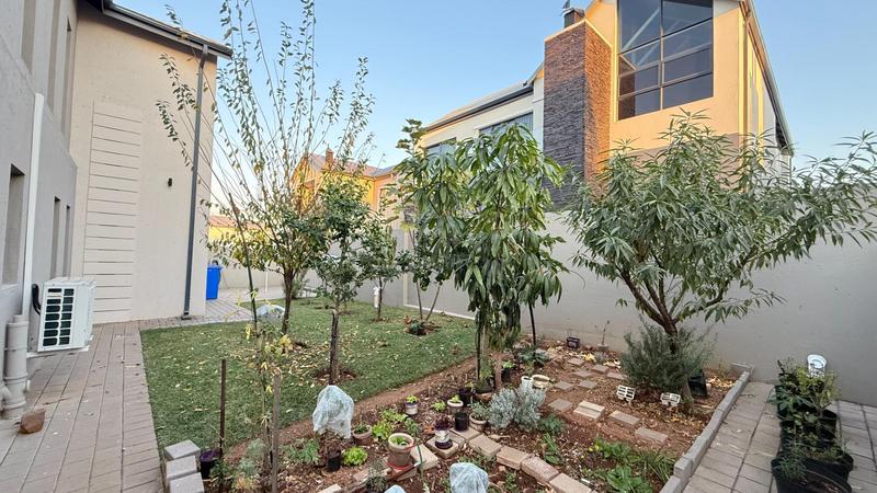 4 Bedroom Property for Sale in Golden Fields Estate Gauteng