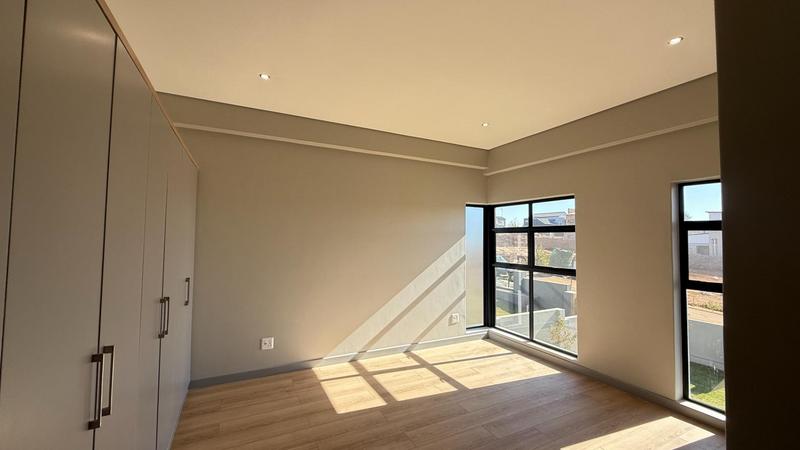 3 Bedroom Property for Sale in Fountainbrook Estate Gauteng