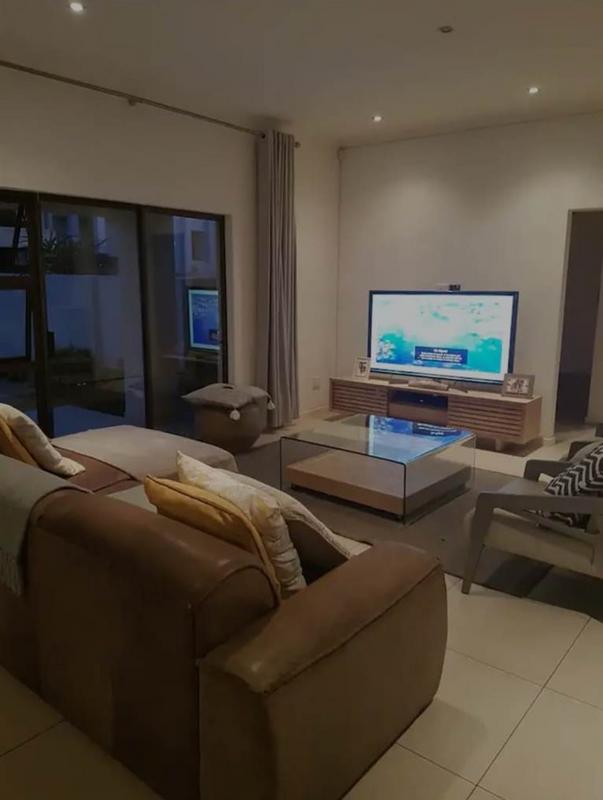 To Let 4 Bedroom Property for Rent in Ruimsig Gauteng