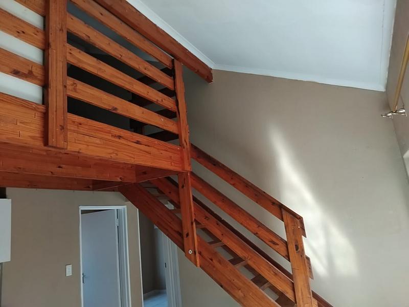 To Let 2 Bedroom Property for Rent in Weltevreden Park Gauteng