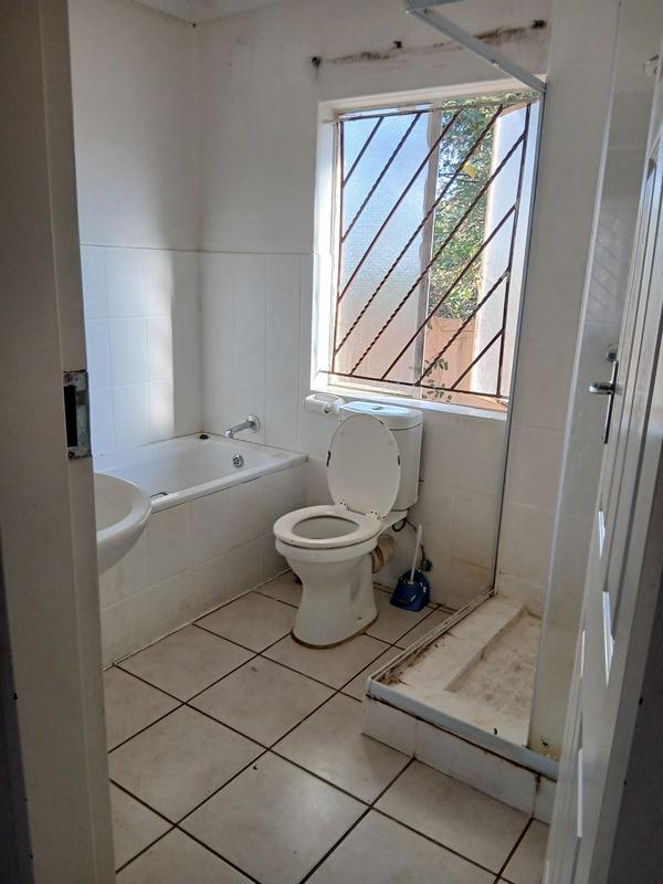 To Let 3 Bedroom Property for Rent in Witpoortjie Gauteng