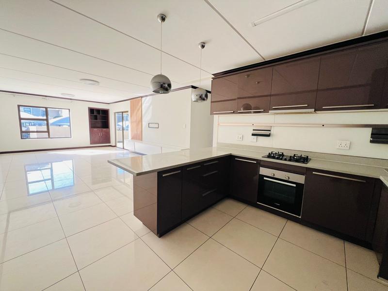 3 Bedroom Property for Sale in Broadacres Gauteng